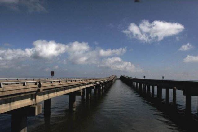 世界最长的十大桥梁 中国上榜七座，第一全长164.8公里